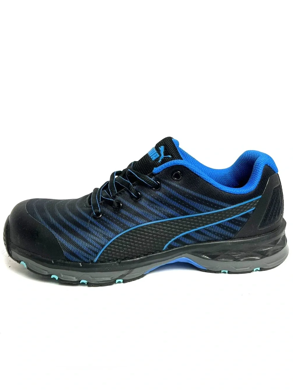 Puma lightweight athletic